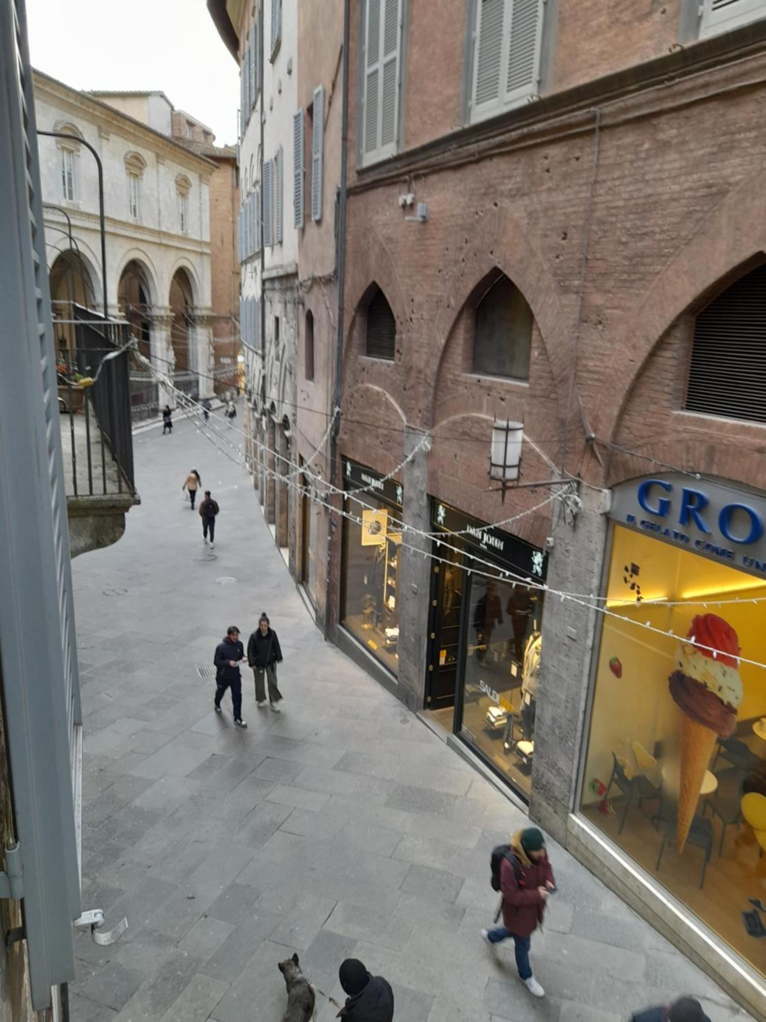 B&B Il Corso Siena Exteriör bild